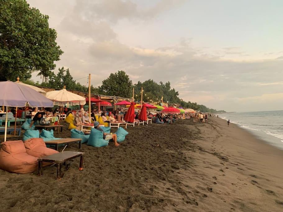 Villa Kenanga In Meninting By The Beach Mataram Dış mekan fotoğraf
