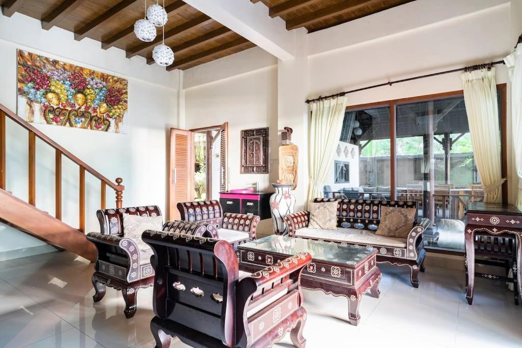 Villa Kenanga In Meninting By The Beach Mataram Dış mekan fotoğraf